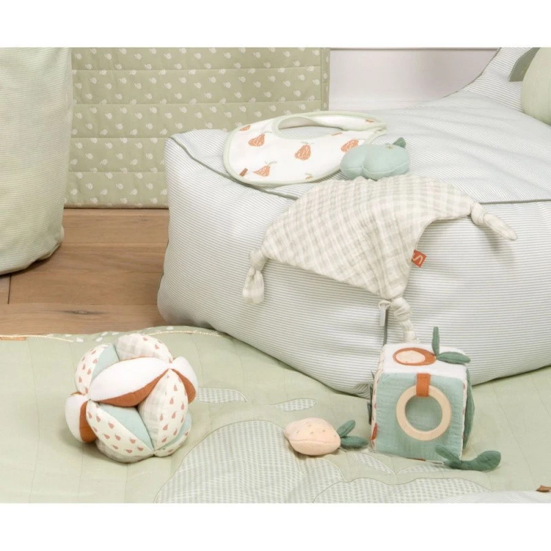 Doudou Mouchoir Pomme SAUTHON Botanica 4 Doudou Mouchoir Pomme SAUTHON Botanica – Image 4